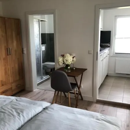 Graefin Auf Ruegen - * Parchtitz